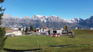 Blick zur Talstation der Seilbahn am Flumserberg